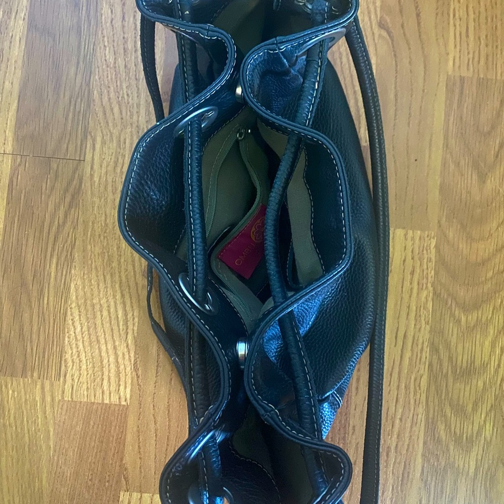 Ombu Black Bucket Purse - Picture 6 of 8